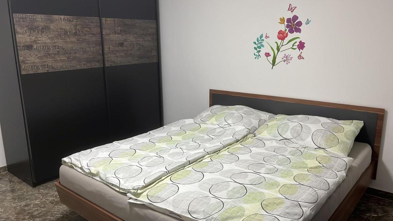 Adam'S Ferienapartments Bad Schallerbach Bagian luar foto